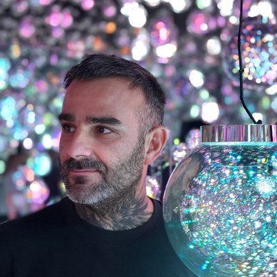 Porträtfoto von Julien Jimenez, Autor der Fachbeiträge von Laborsiegel